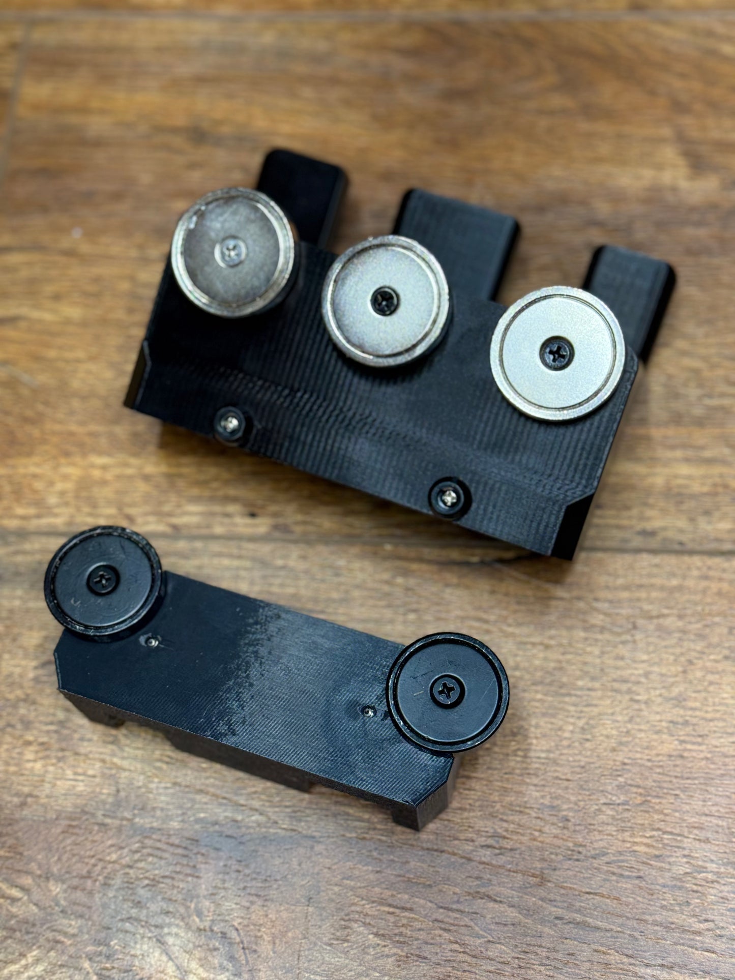 Pair Pry Bar Holder - Giant Pair