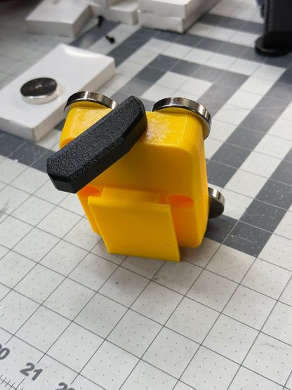 Dewalt 20v Magnetic Tool Holder, 3D-printed by Farm Sip Supreme, side view