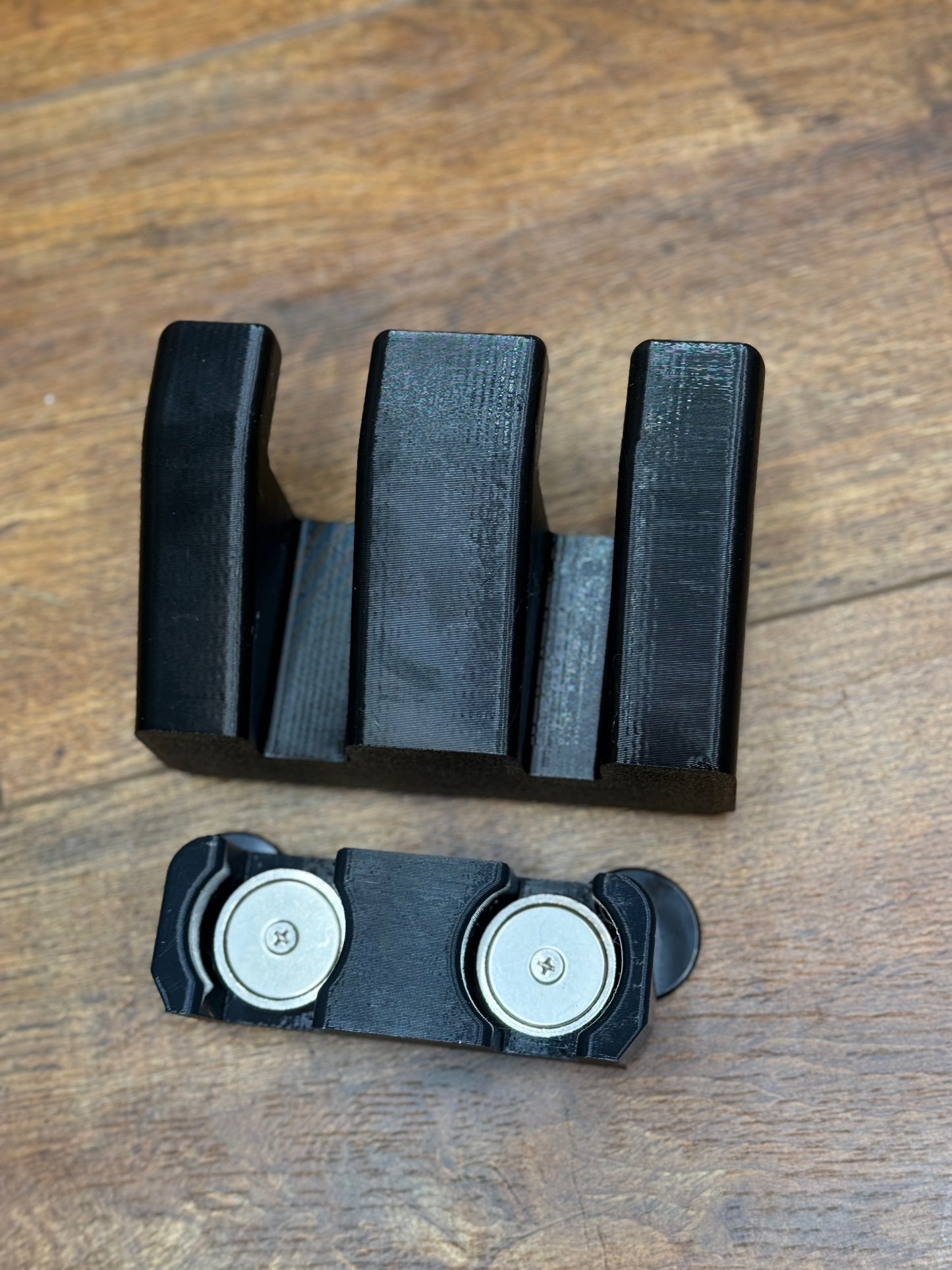 Pair Pry Bar Holder - Giant Pair