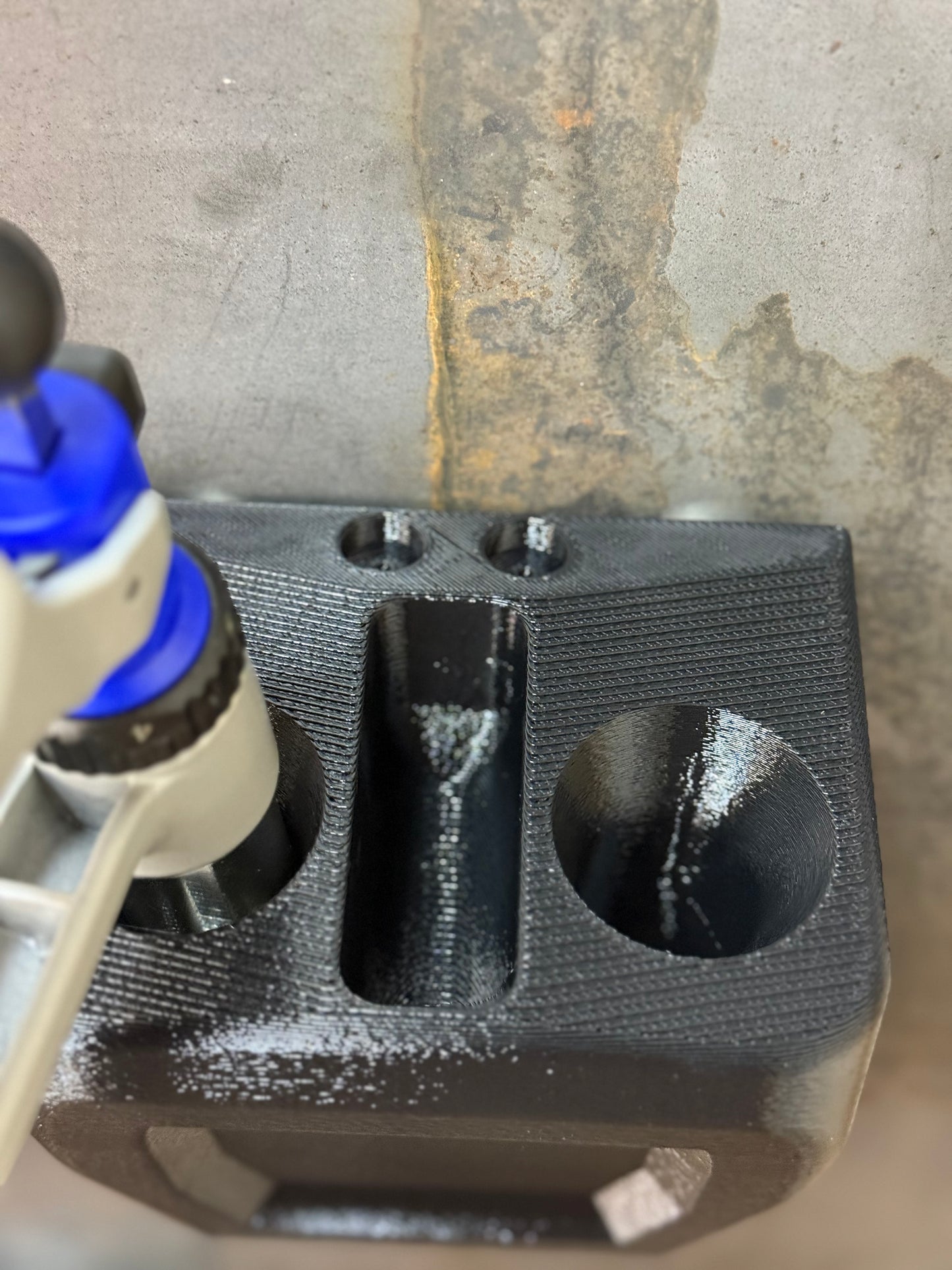 Chute Shot Holder