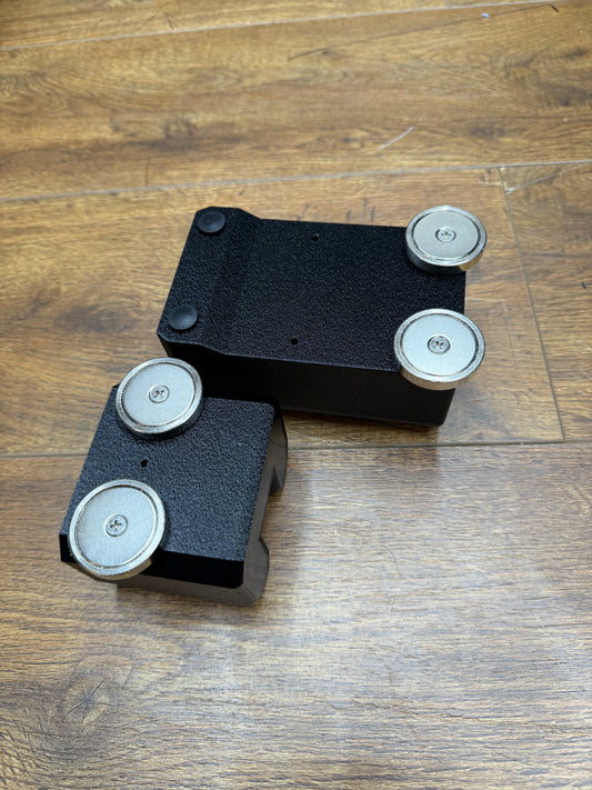 Single big pry bar holder magnetic